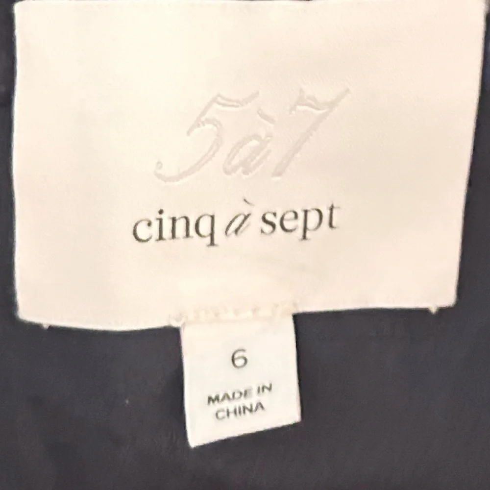 Cinq à Sept Jordyn Navy blue Patchwork tiered ruffle Midi cocktail Dress size 6 - Picture 16 of 16